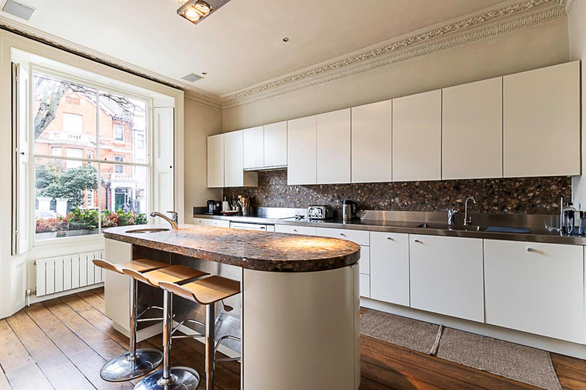 Luxe Retreat 5-bed Gem Londen