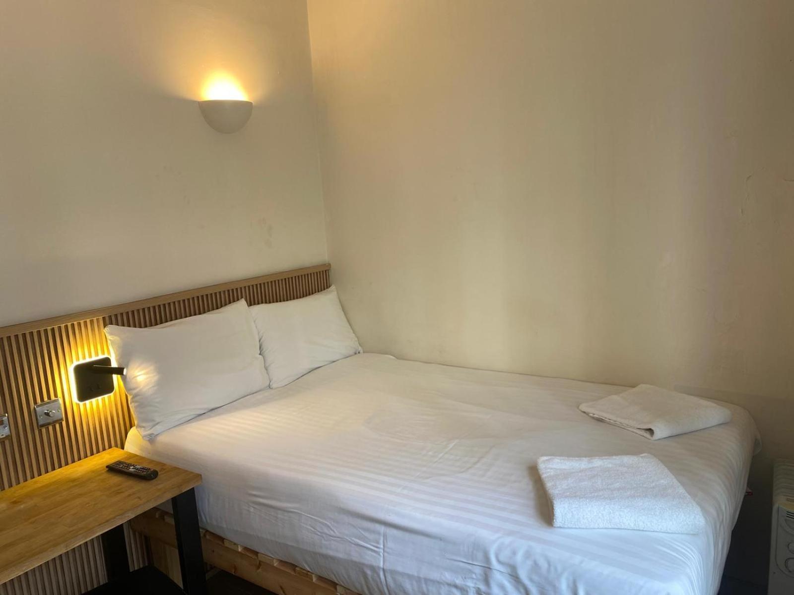 Hotel Exhibition Court 4
