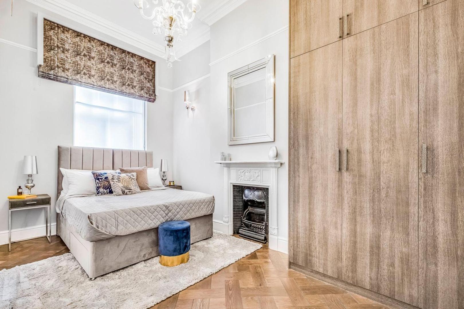 2 Bedroom Flat Chelsea Appartement