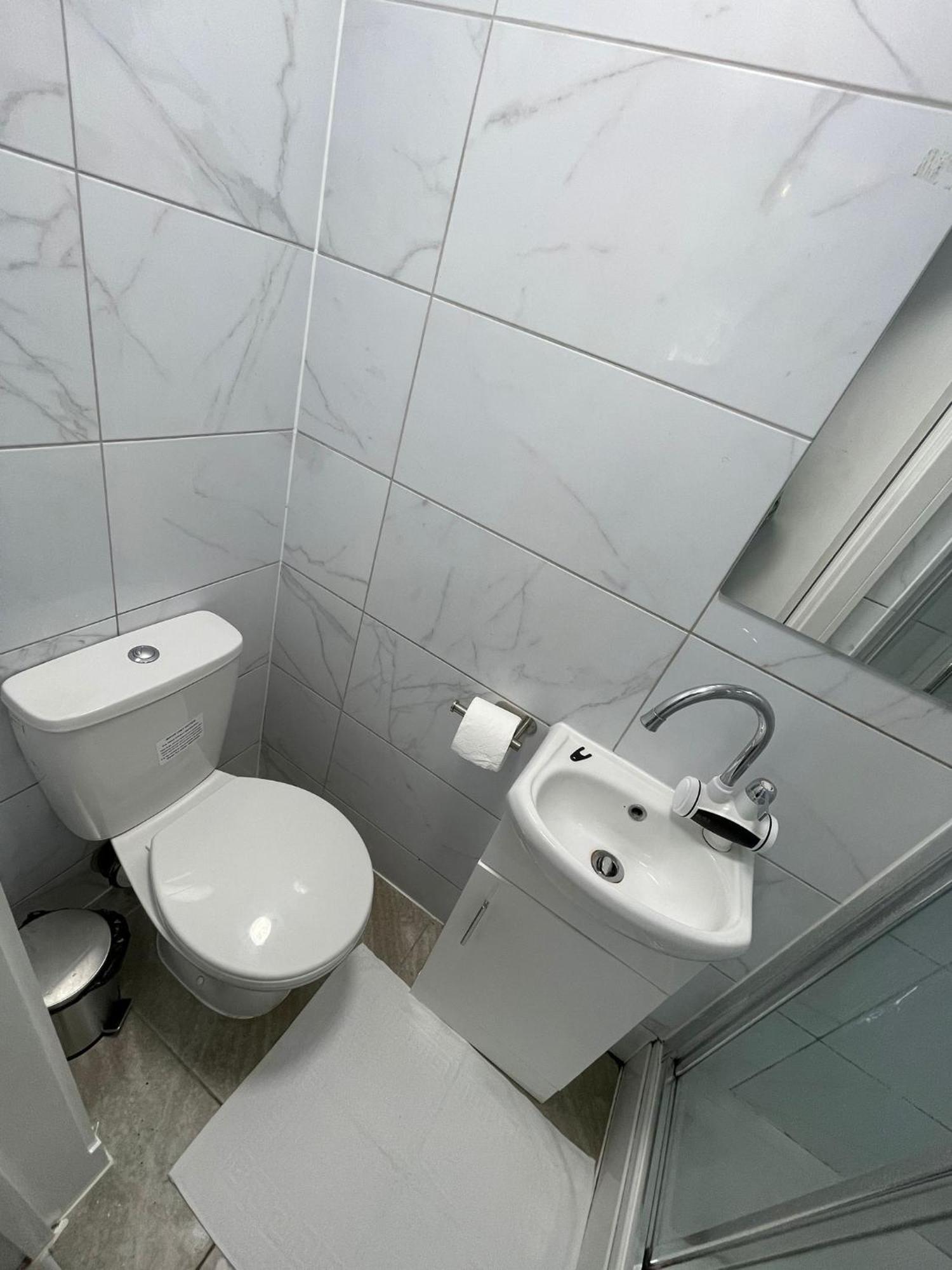Accommodatie bij particulieren Letzi Private En-suite Near Wembley