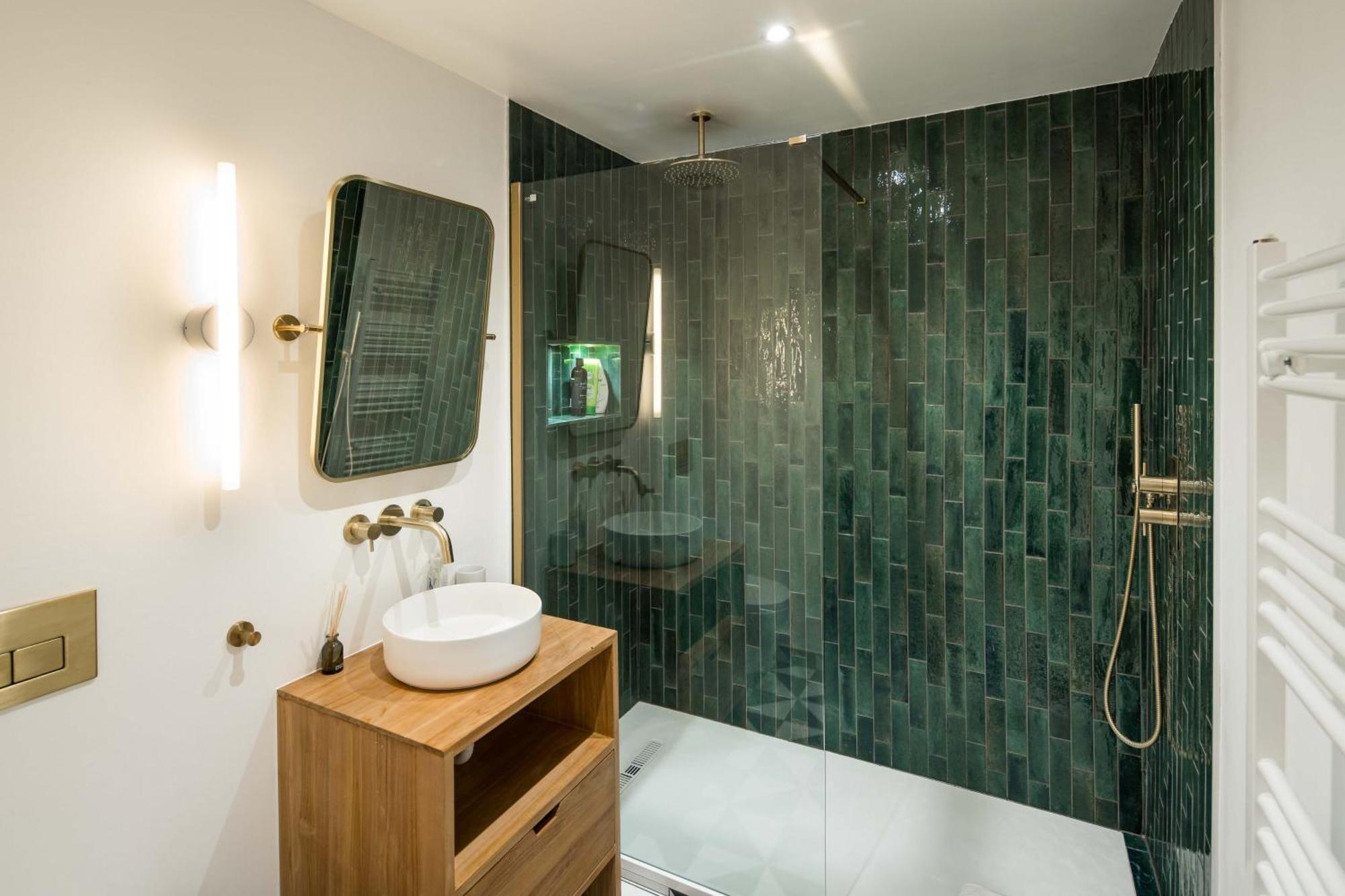 Apartment 2bed 2bath Stunning Shoreditch