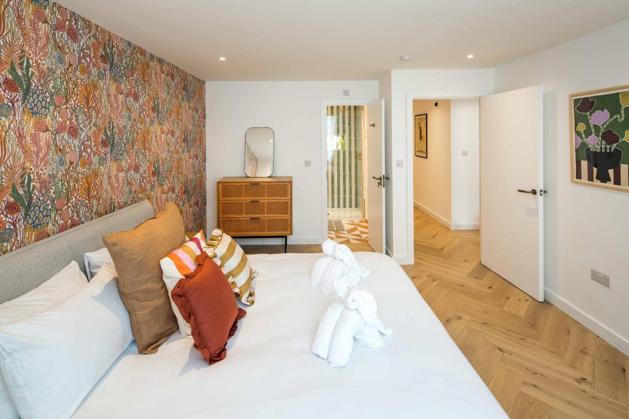 Apartment 2bed 2bath Stunning Shoreditch London