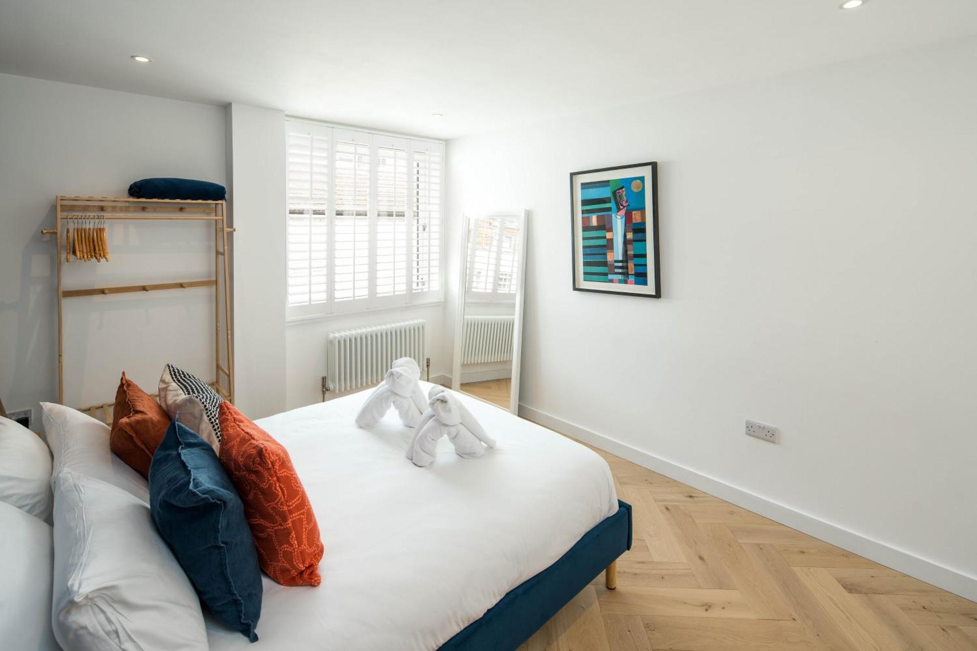 Apartment 2bed 2bath Stunning Shoreditch