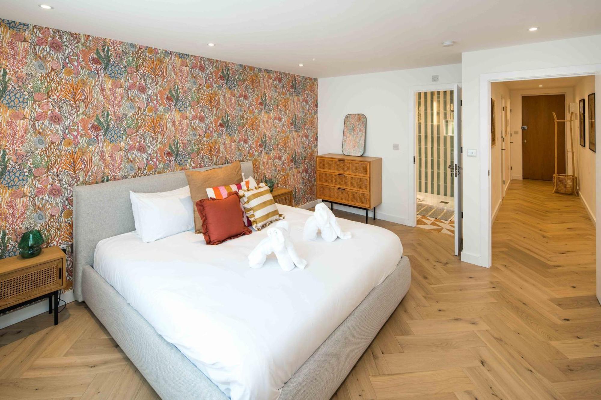 Apartment 2bed 2bath Stunning Shoreditch