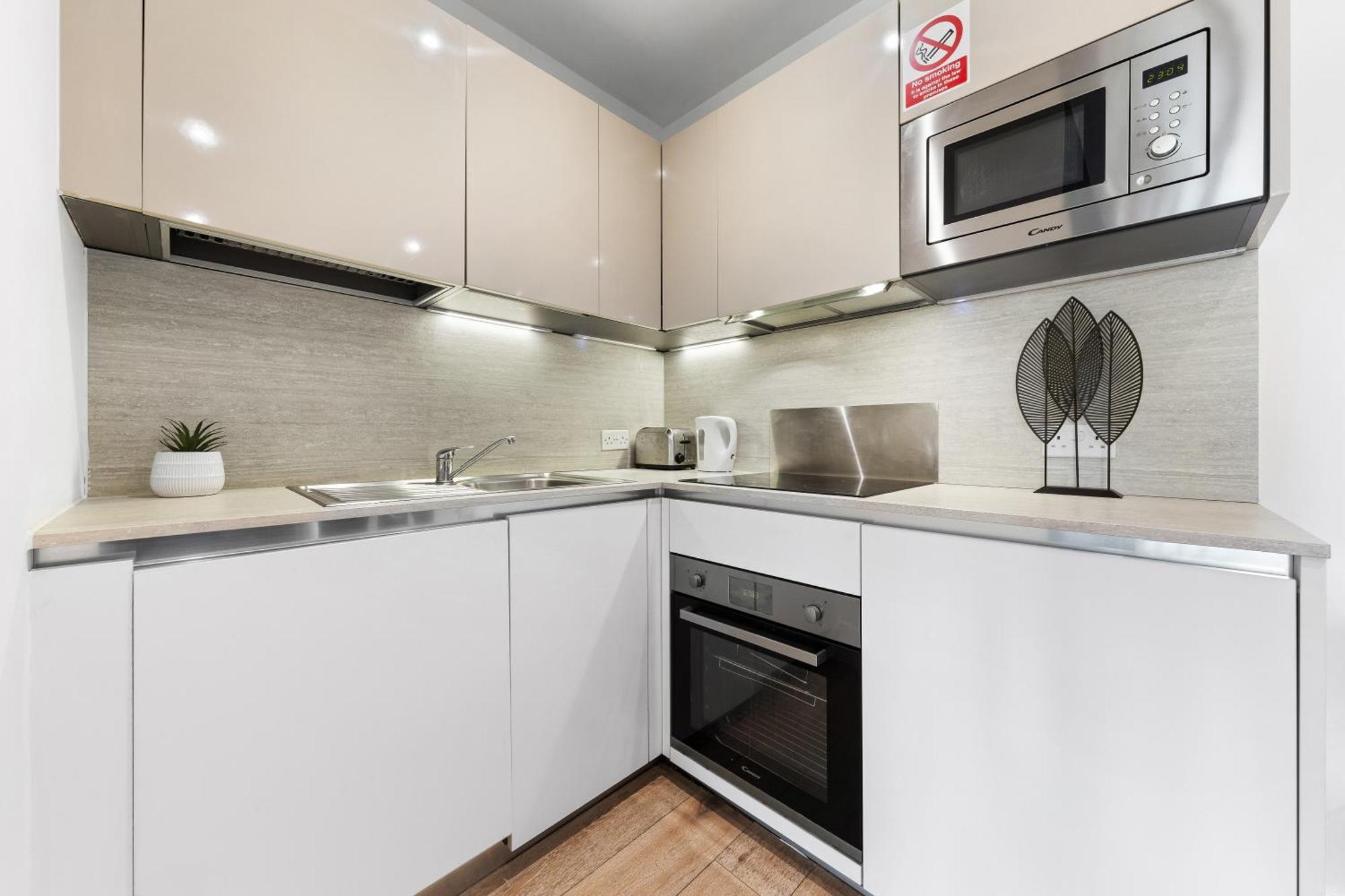 Leilighet Modern One Bedroom Flat - Sleeps 5 -near Heathrow - Ub3