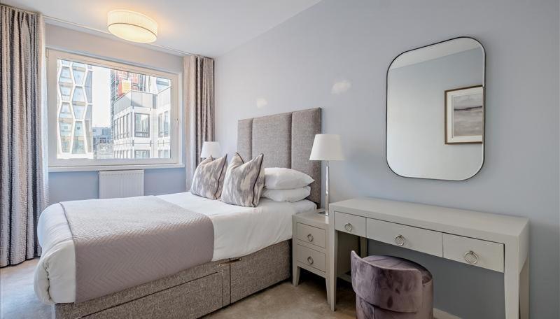 Vakantiehuis Flagship Luxury Villa. Near Mayfair And Hyde Park - Sleeps 16 *