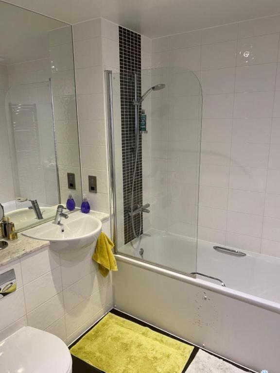 Lejlighed Greenwich Skyline Retreat - 2bed Flat London