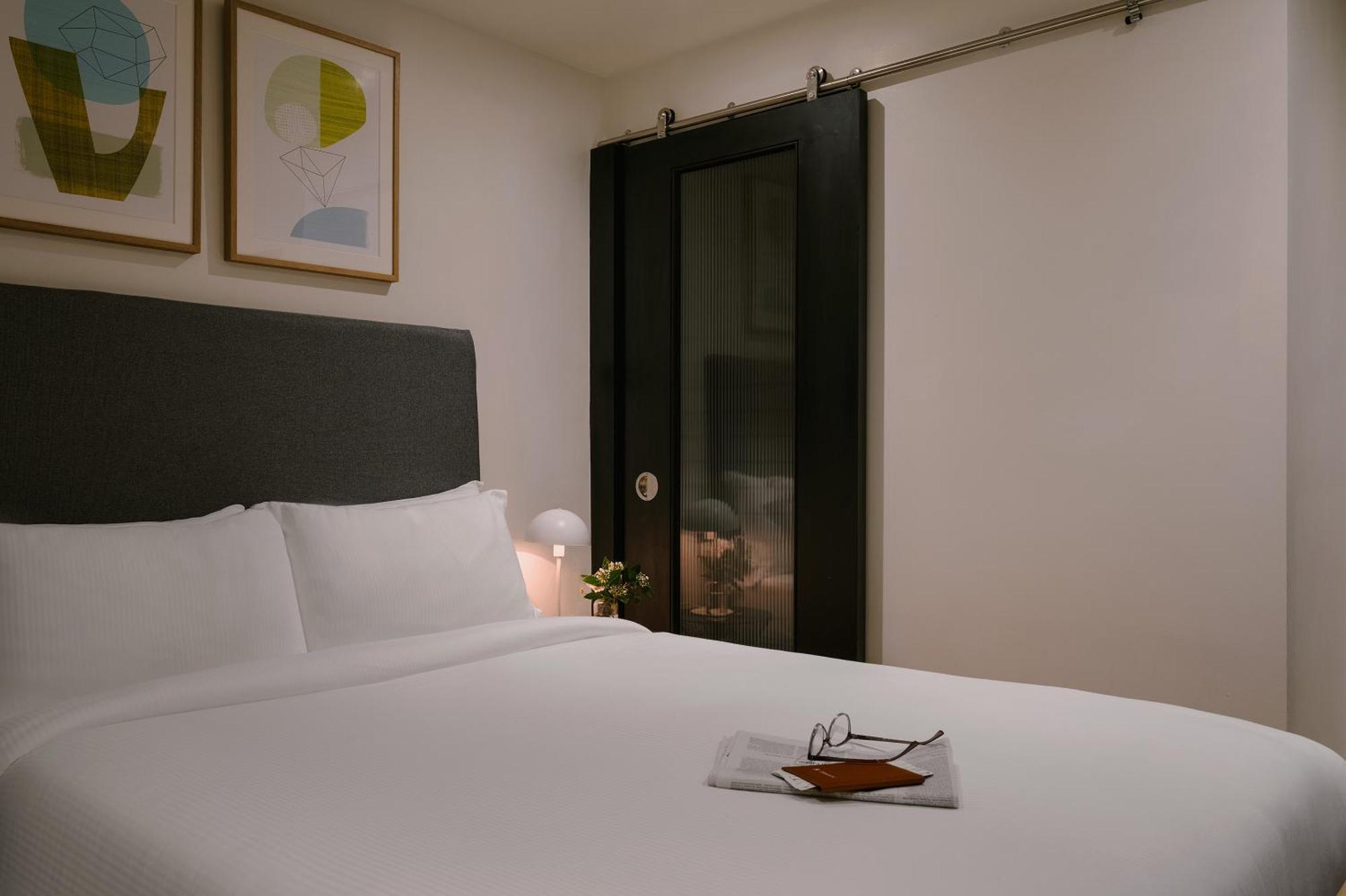 Sonder Chelsea Hotel 4*