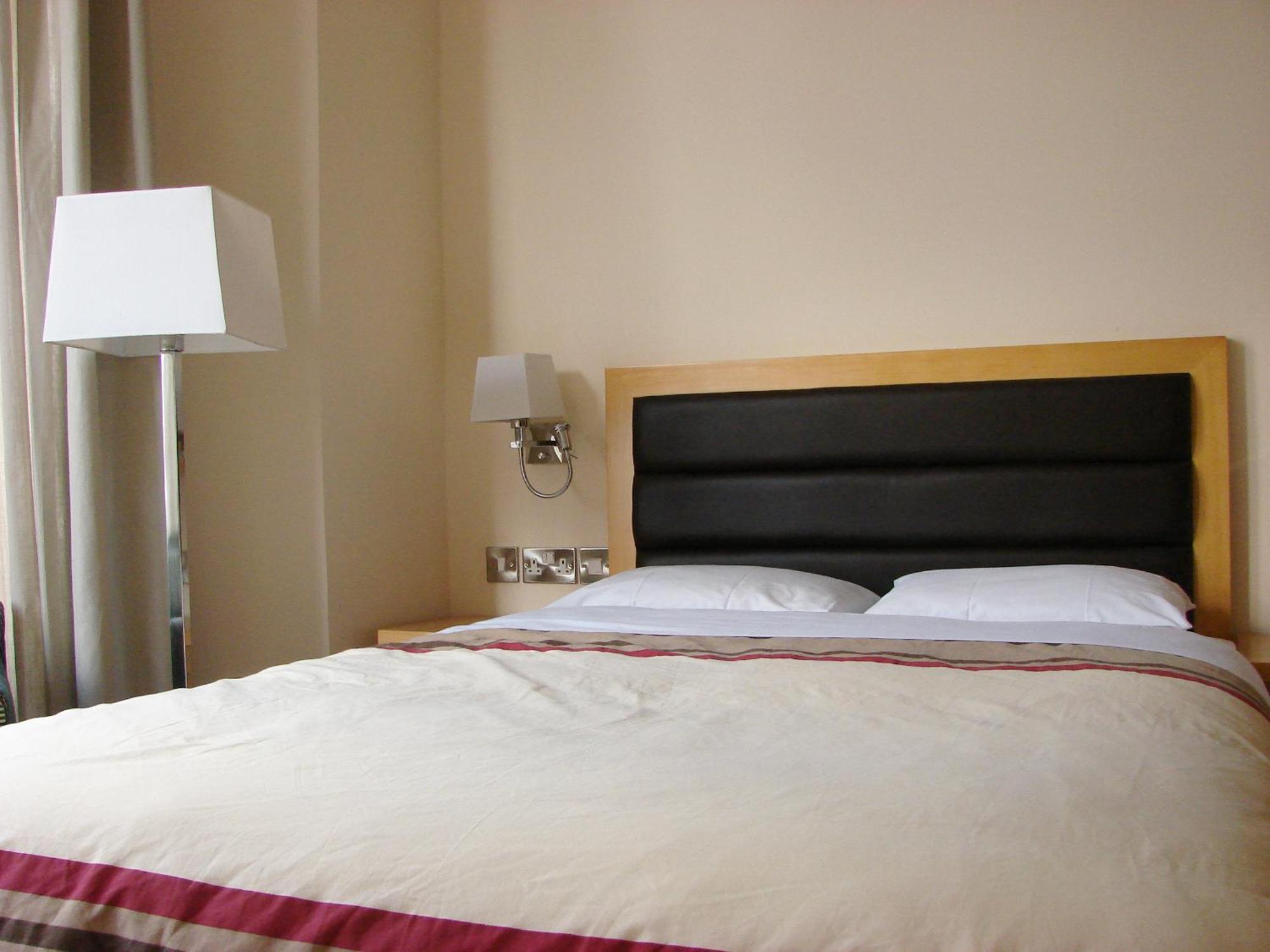 Hotell Cromwell 3*