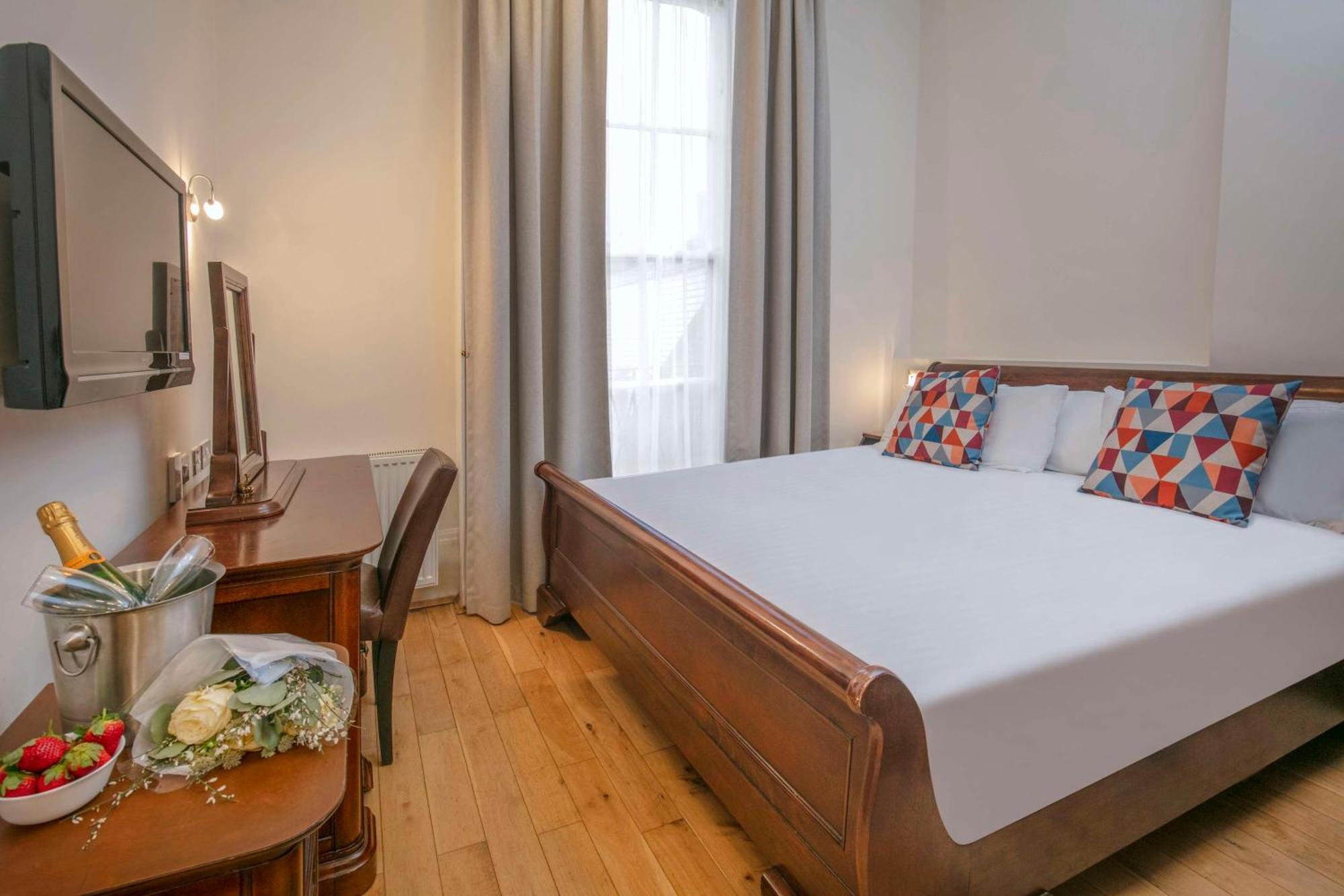 Hotell Queensway Hotel, Sure Collection By Western London