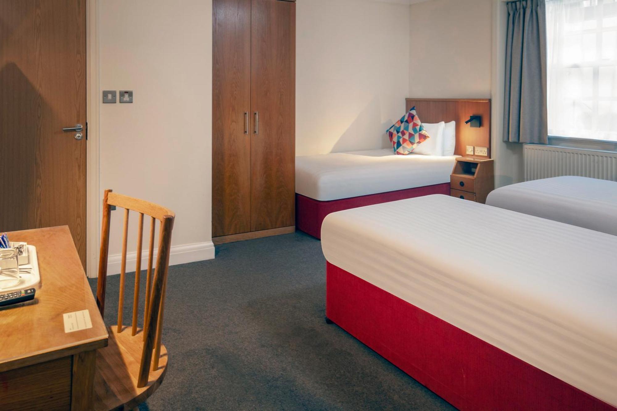 Hotell Queensway Hotel, Sure Collection By Western London