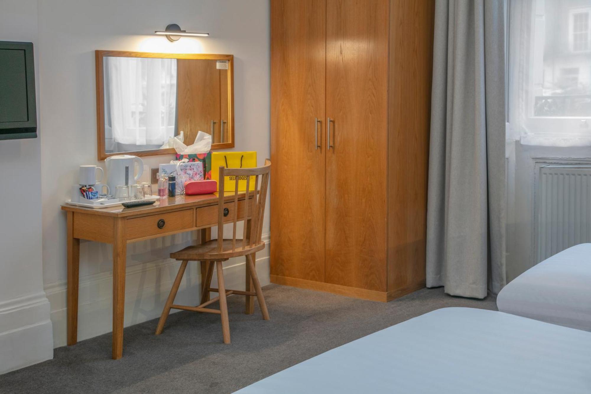 Hotell Queensway Hotel, Sure Collection By Western London