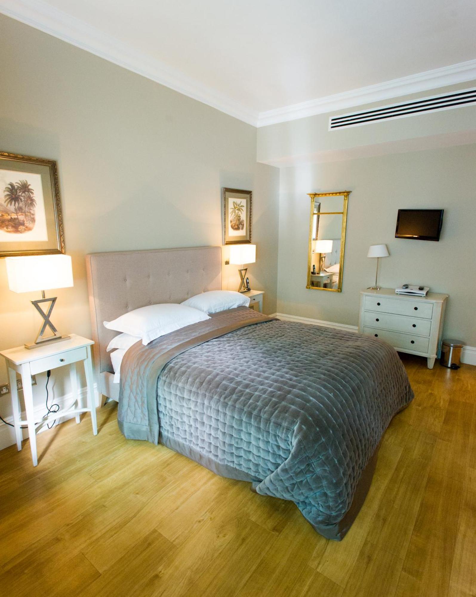 9 Hertford Street Apartment London