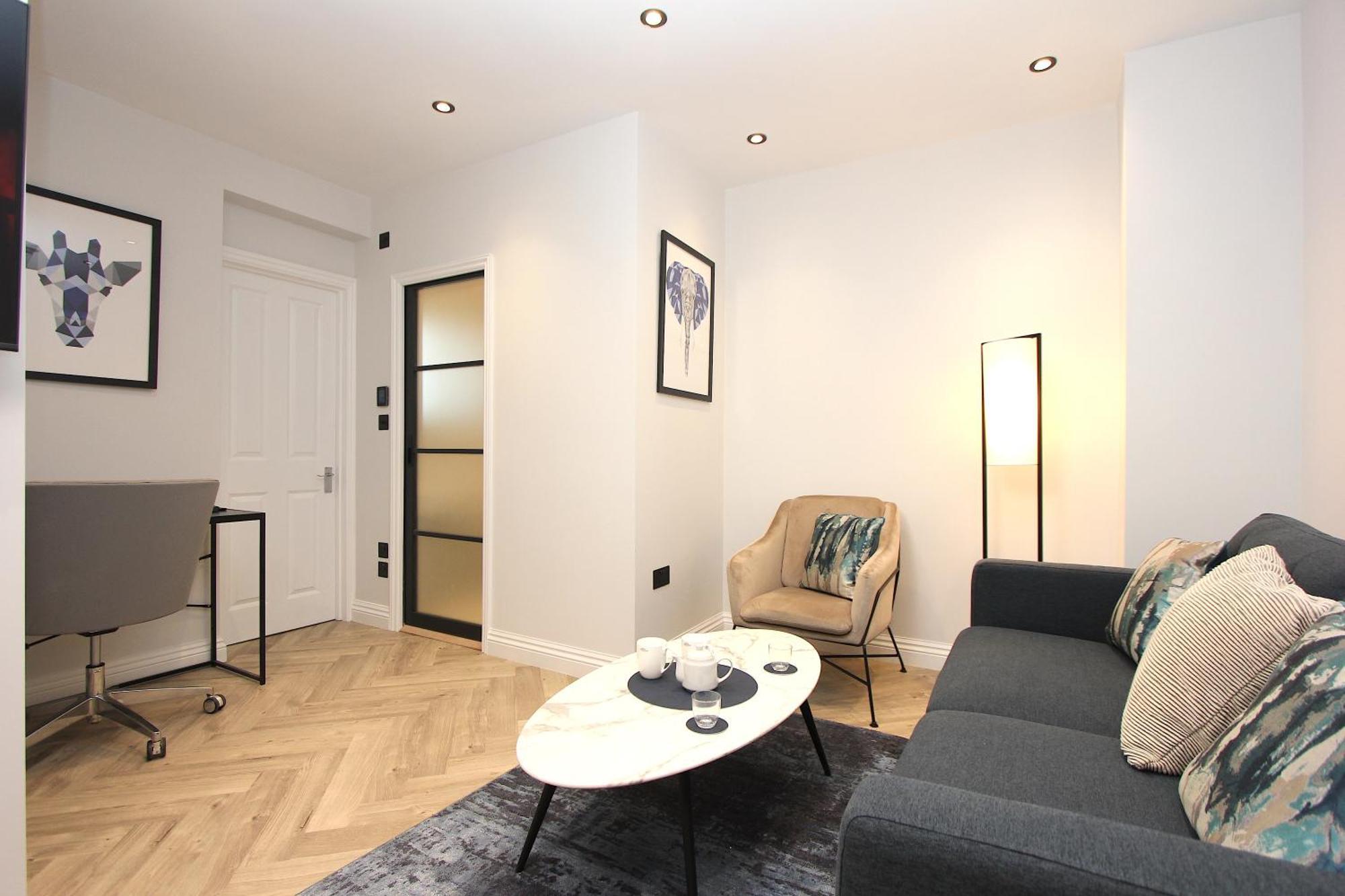 Chiltern Street Serviced Apartments - Marylebone Apartment *