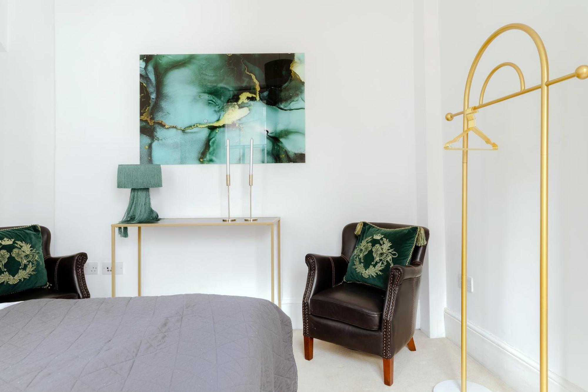 Rare Find Off Oxford St! Soho 5bed Design House For Xxl Groups Lägenhet London