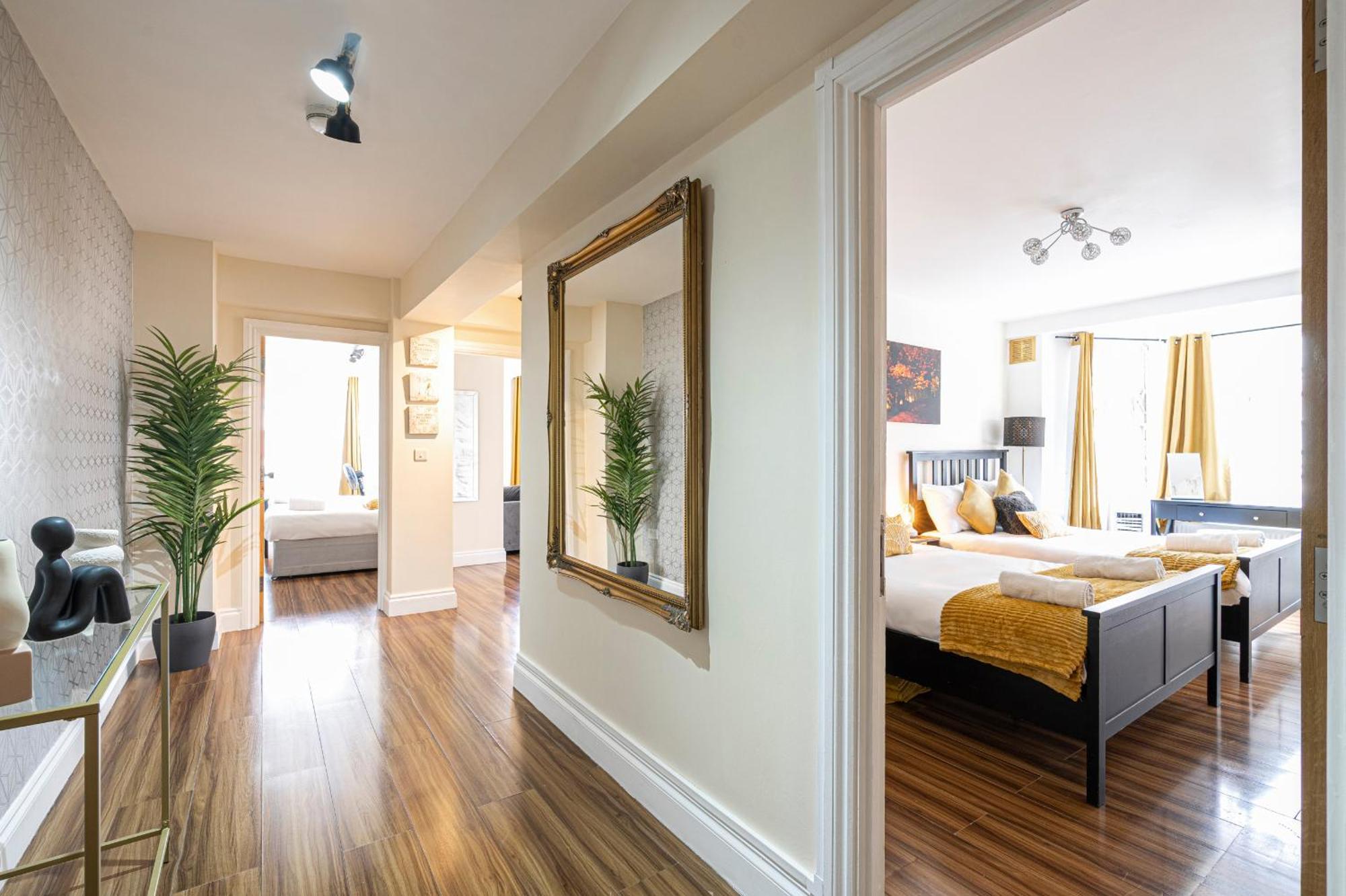 Lägenhet 3 Bedrooms Near Hyde Park & Oxford St *