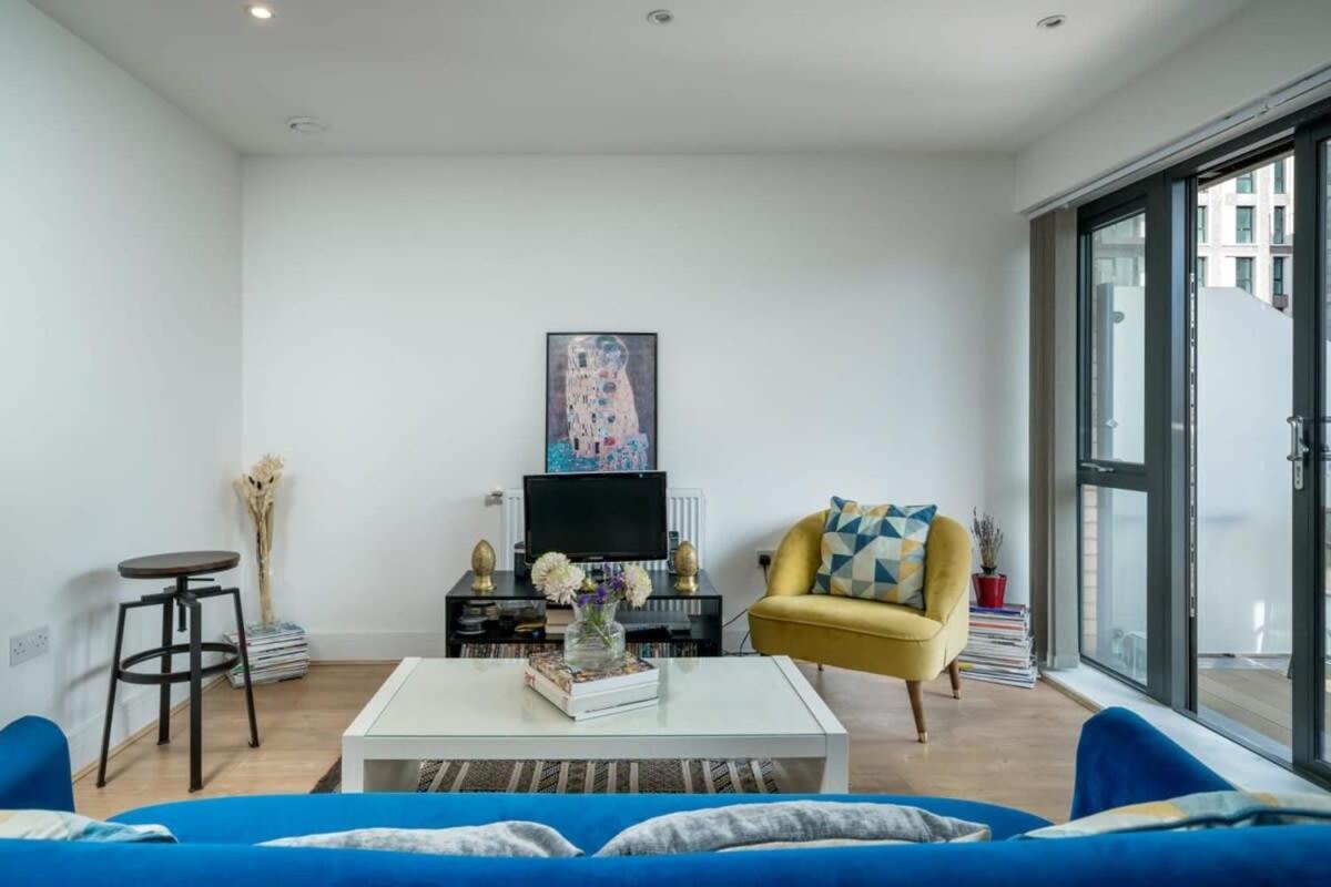 Trustay Wandsworth * Londra