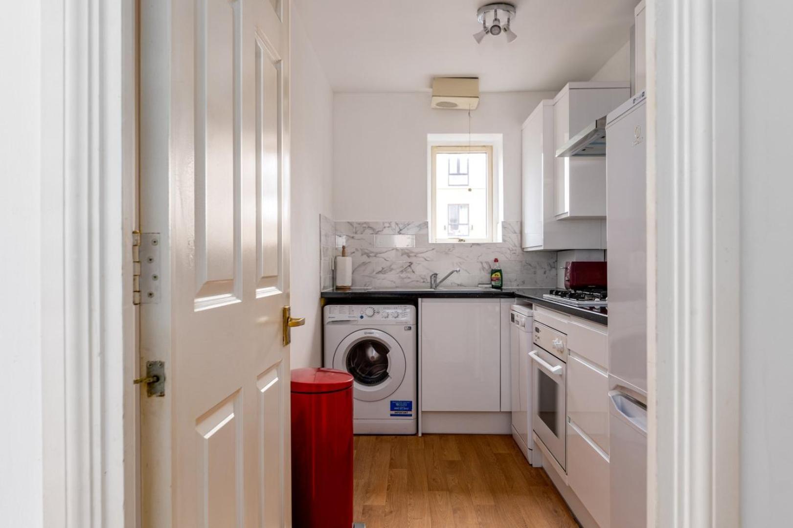 Guestready - Parkside Getaway In Britannia Village Apartment *