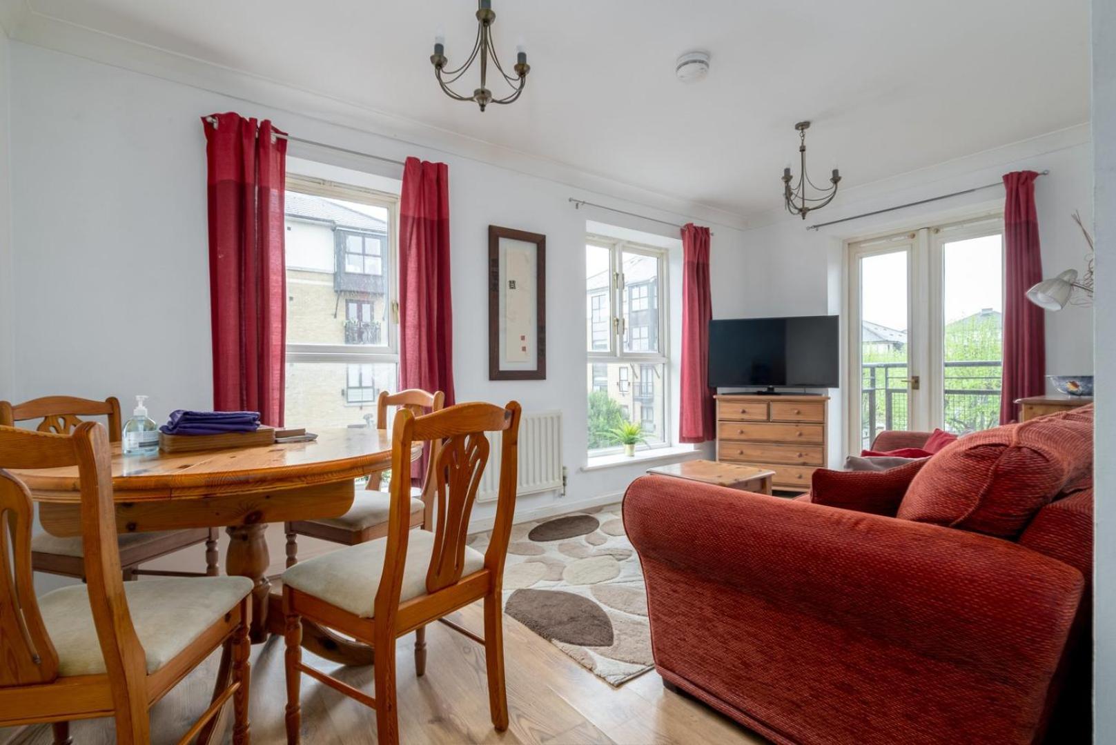 Guestready - Parkside Getaway In Britannia Village Londen