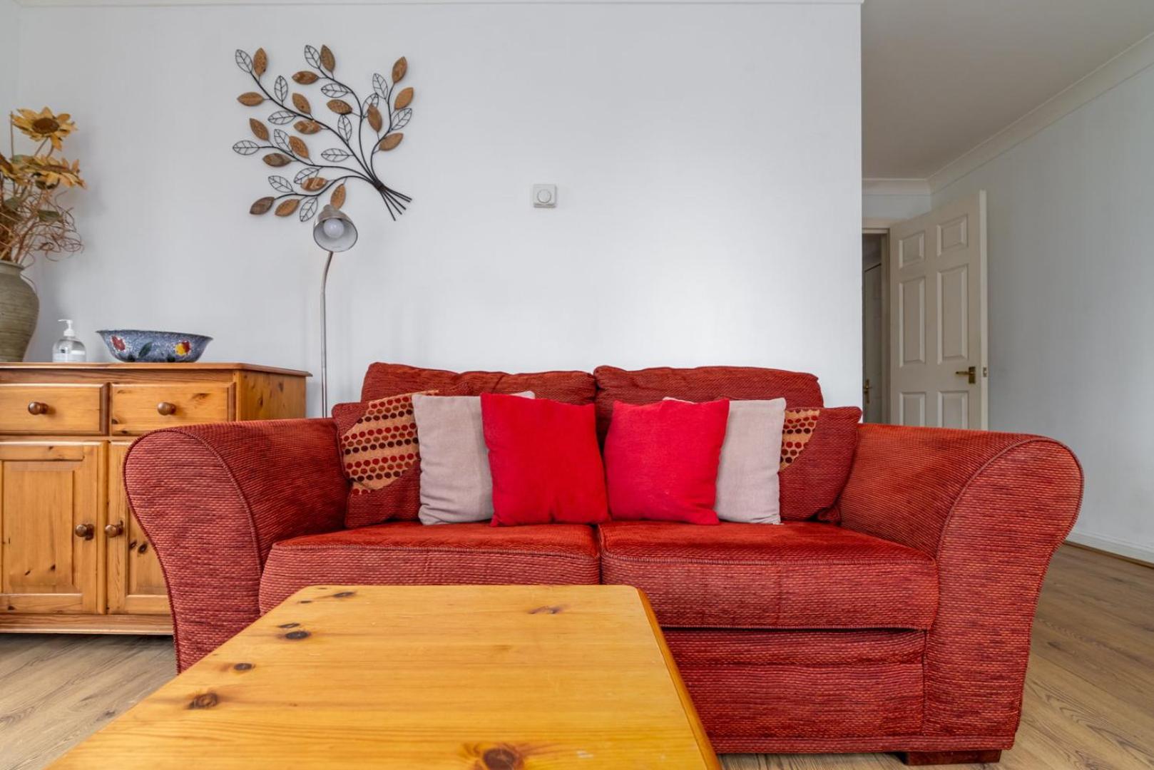 Guestready - Parkside Getaway In Britannia Village Londen