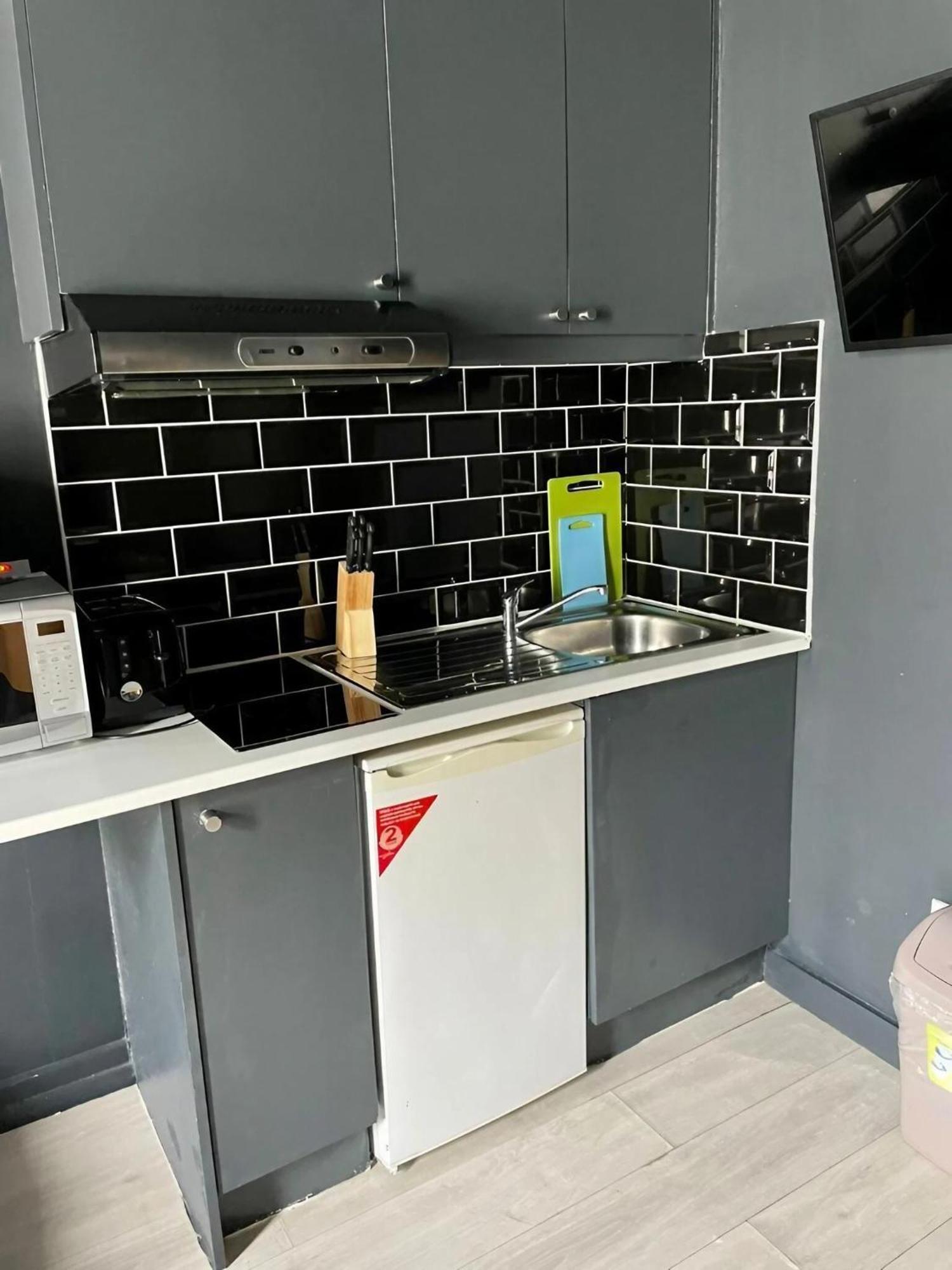 Modern Close To Hyde Park Appartamento