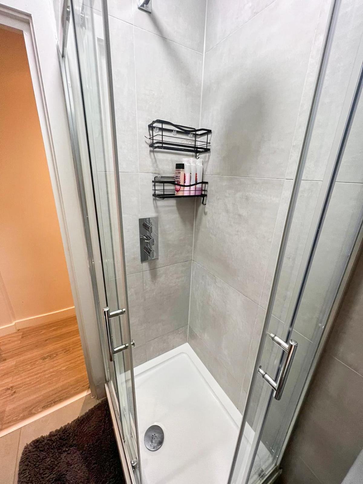 Charming 1-bedroom Haven Near The Shard In Elephant & Castle * London
