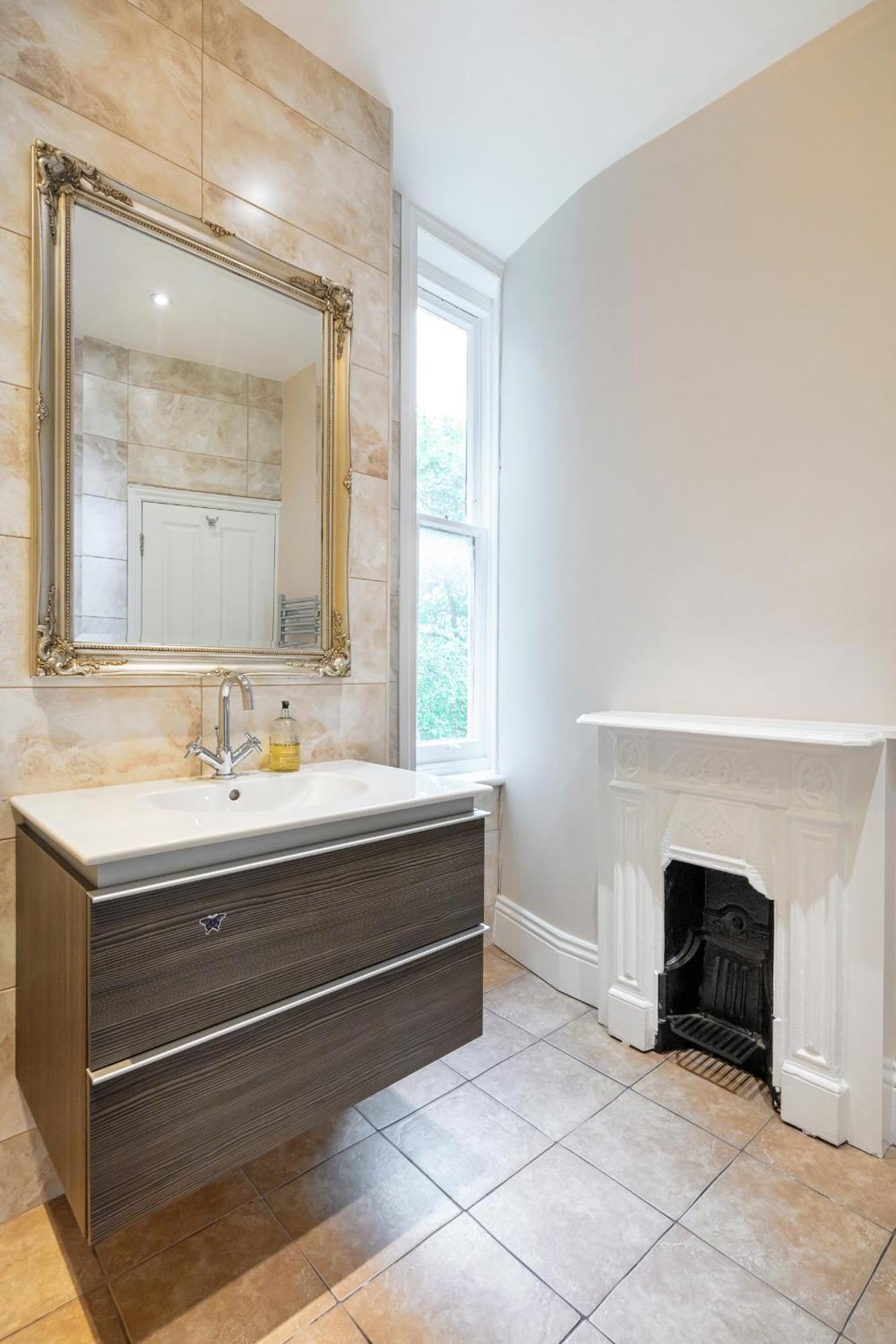Lejlighed Stylish Hampstead Flat With Character And Charm
