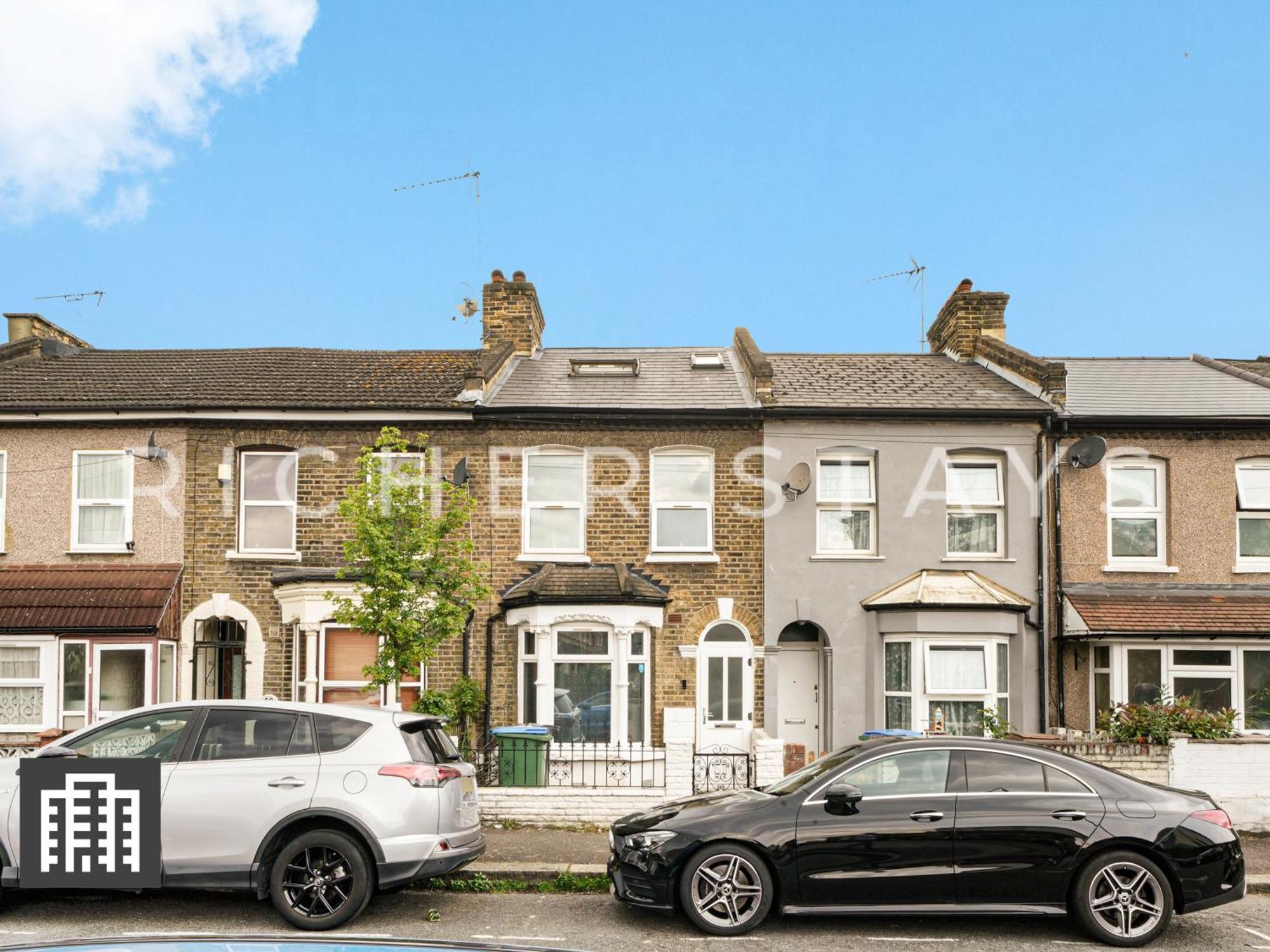 Large For Contractors & Families - Garden & Amenities Londra
