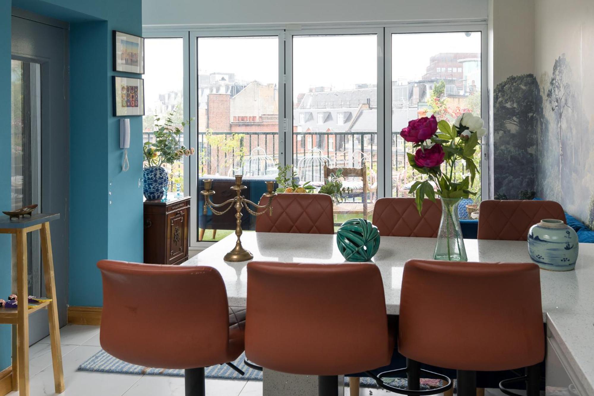 Apartment Flat In *