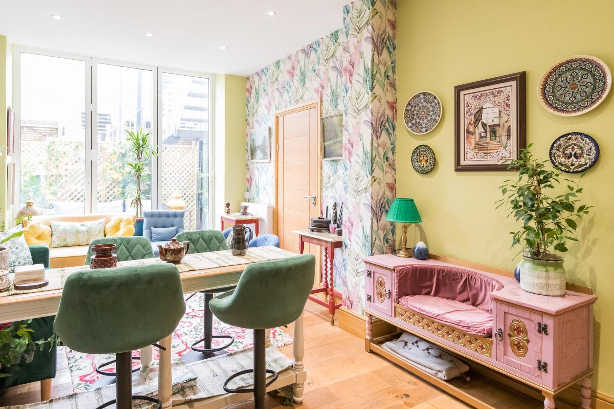 Flat In London
