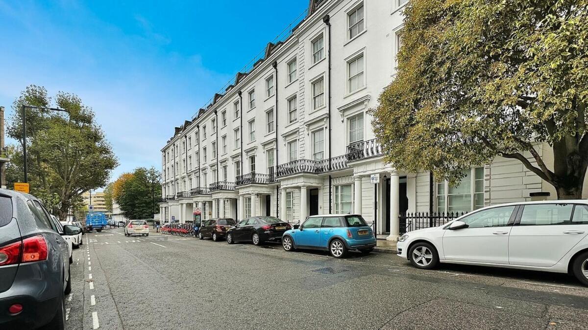 Luxury, Relaxing Apartment! 2 Mins From Paddington Station! Lägenhet London