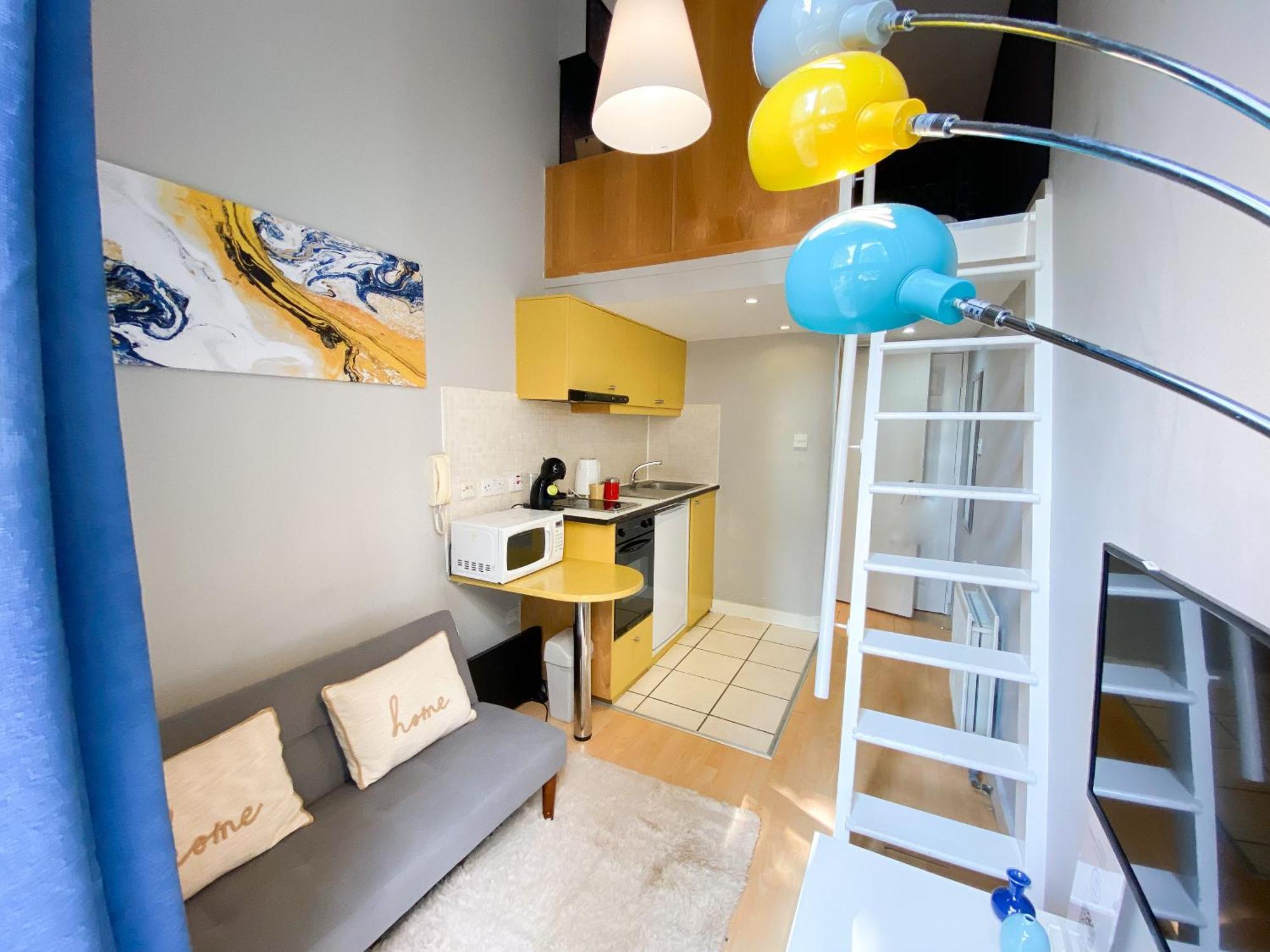 Modern Close To Hyde Park * Londra