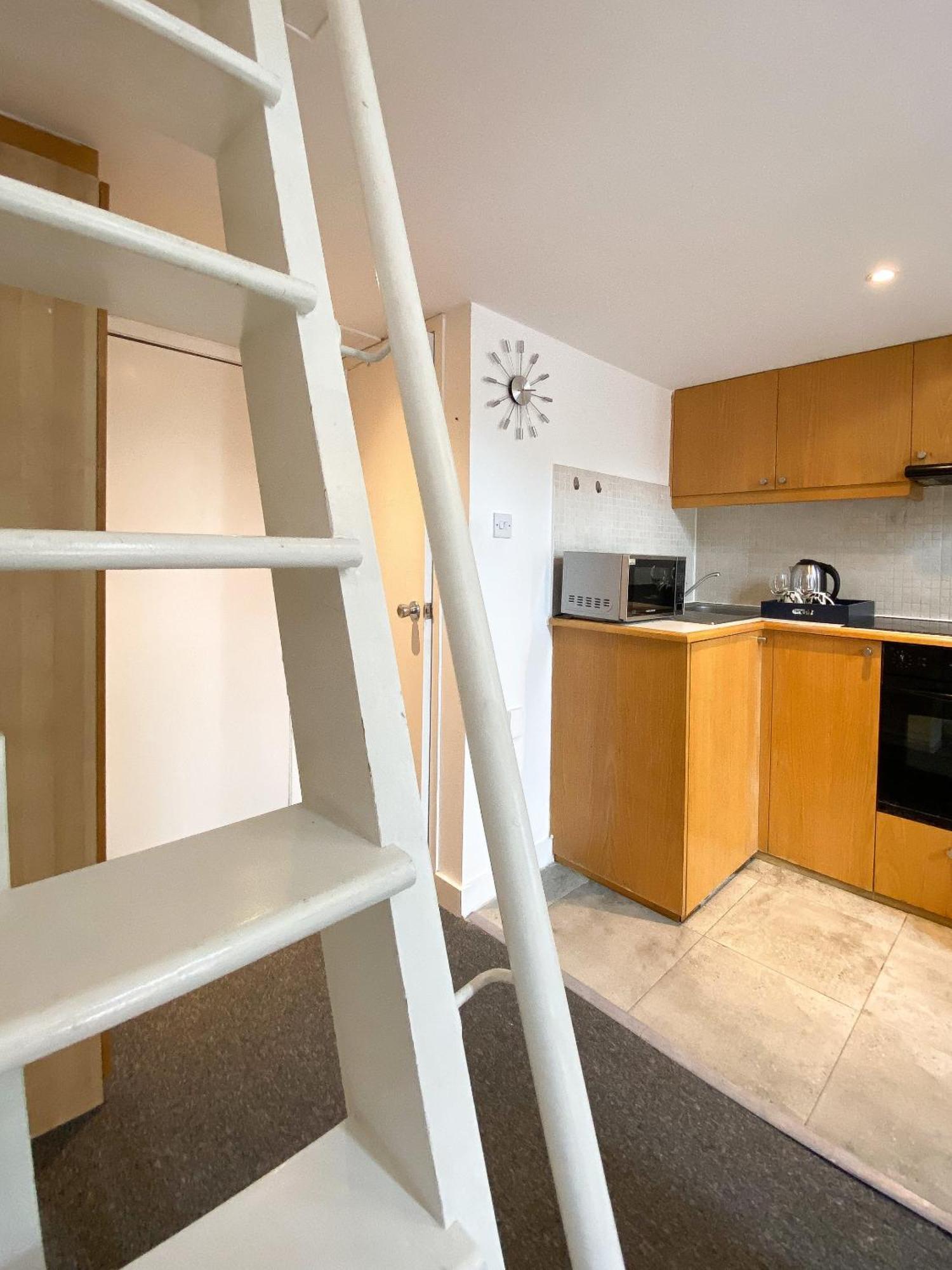 Modern Close To Hyde Park Appartamento *