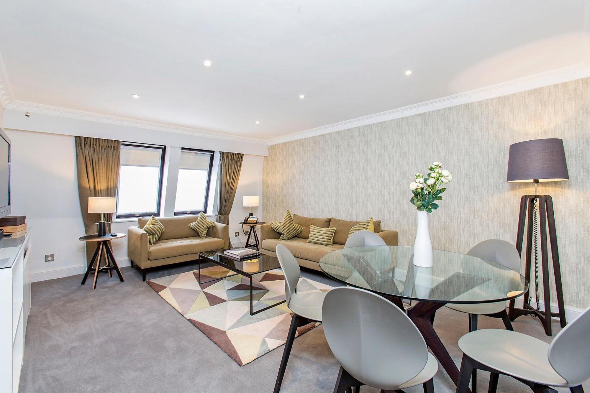 Mayfair House Aparthotel 5*