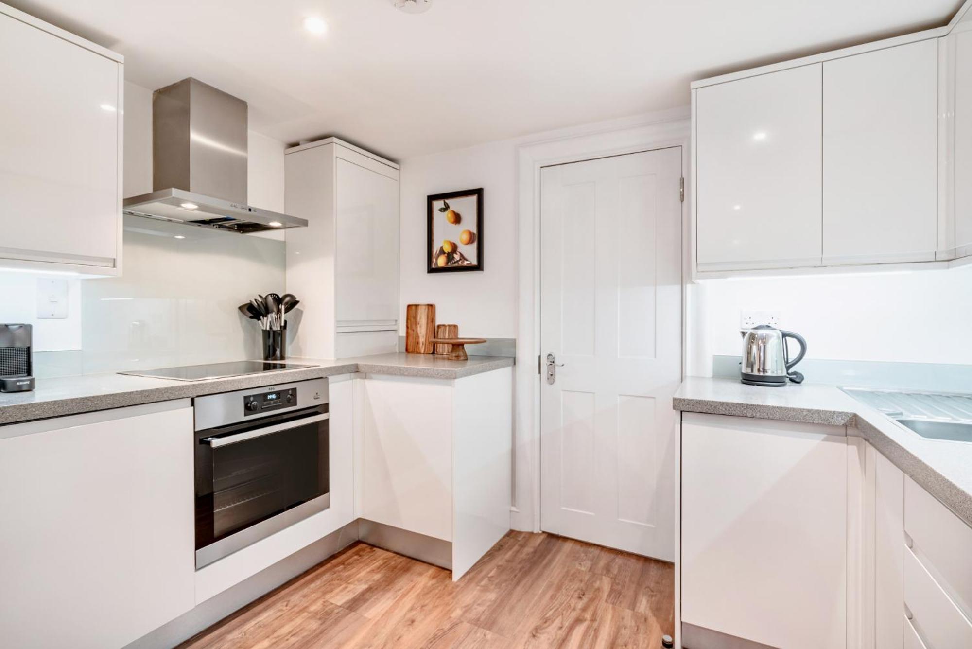 Be - The Soho Residences Apartment *