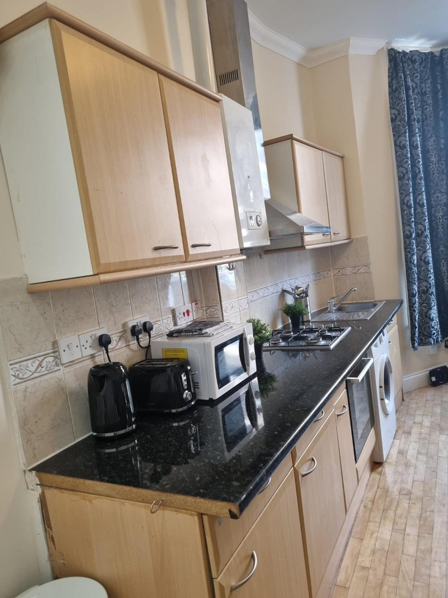 Spacious 1 Bed In West Kensington Or Hammersmith Appartamento *