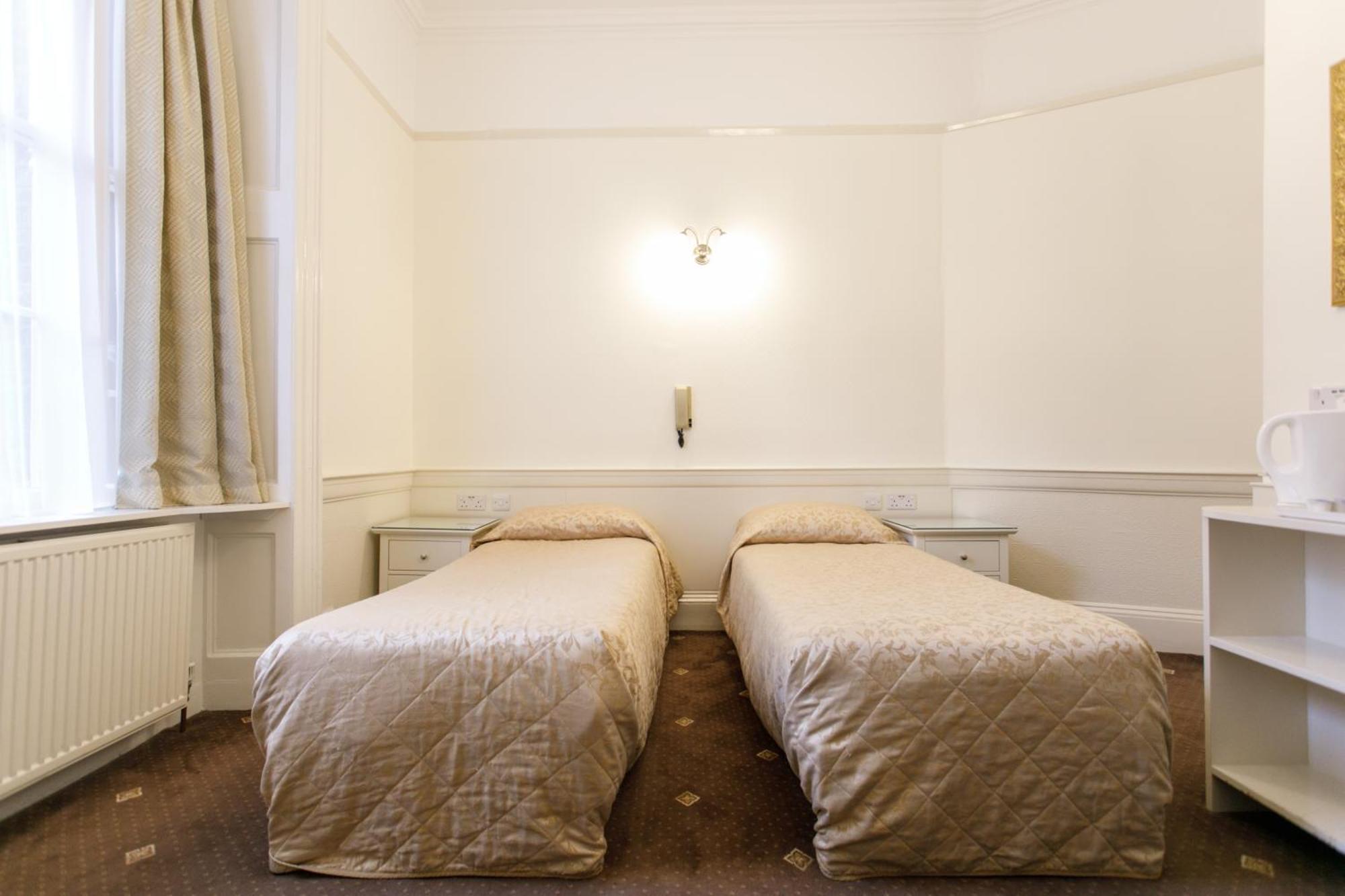Jesmond Hotel 2*