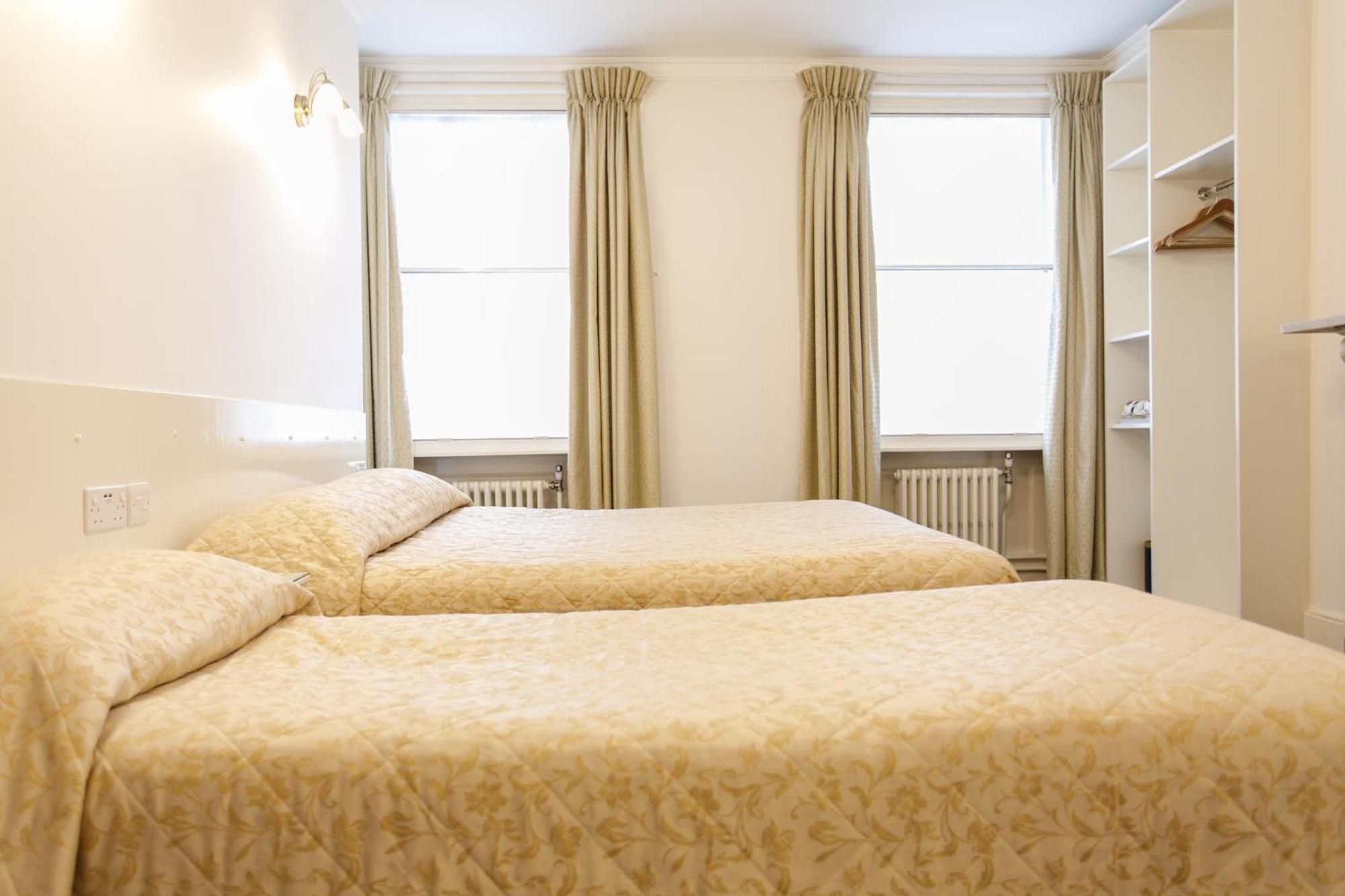 Jesmond 2* London