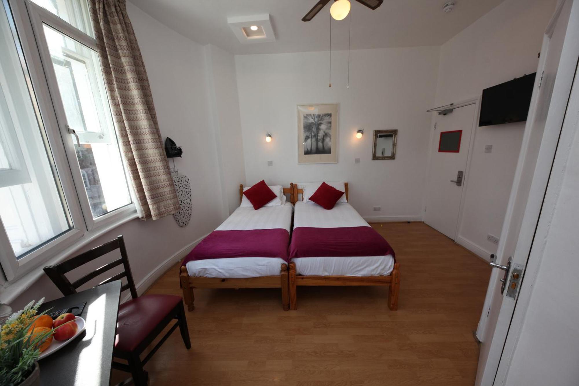 City London Hotel London