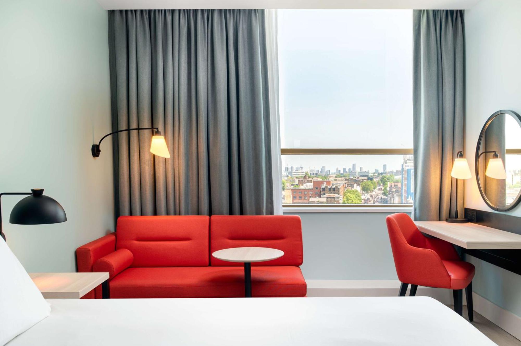 Hyatt Place East Hotell 4*