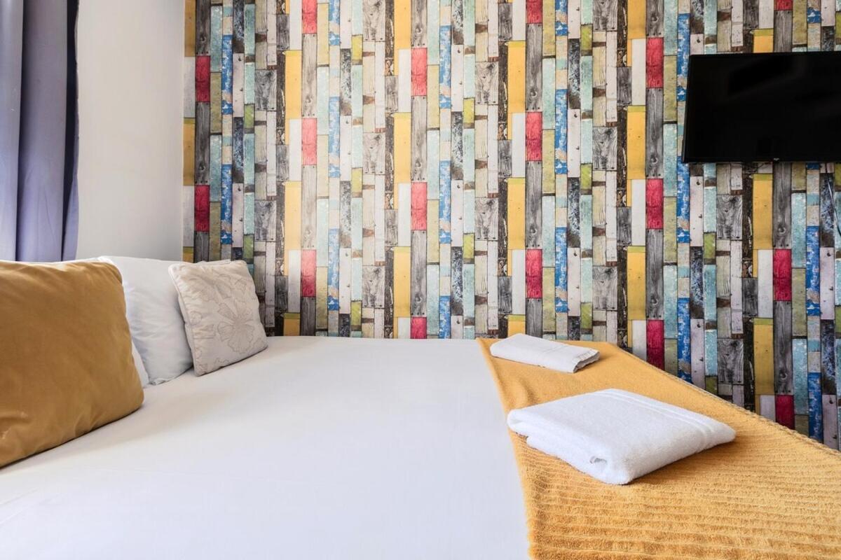 Portobello Road Artistic 'budget' Appartement