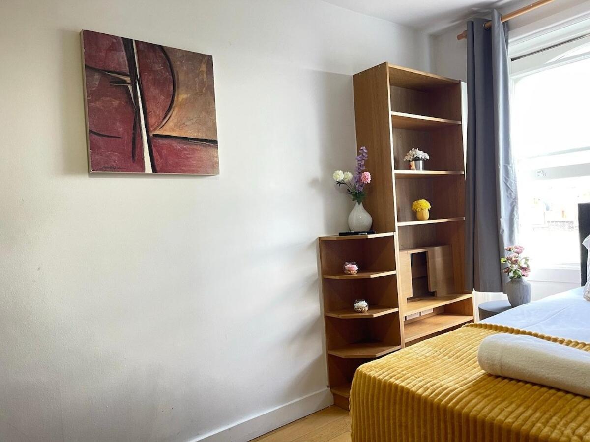 Portobello Road Artistic 'budget' Appartement *