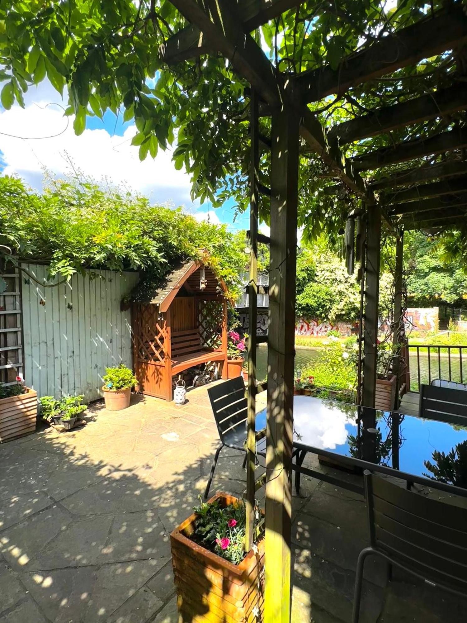 Appartamento Amazing Location - Of London- 2 Bedroom Stunning Canal View House With Private Garden,parking & Balcony *