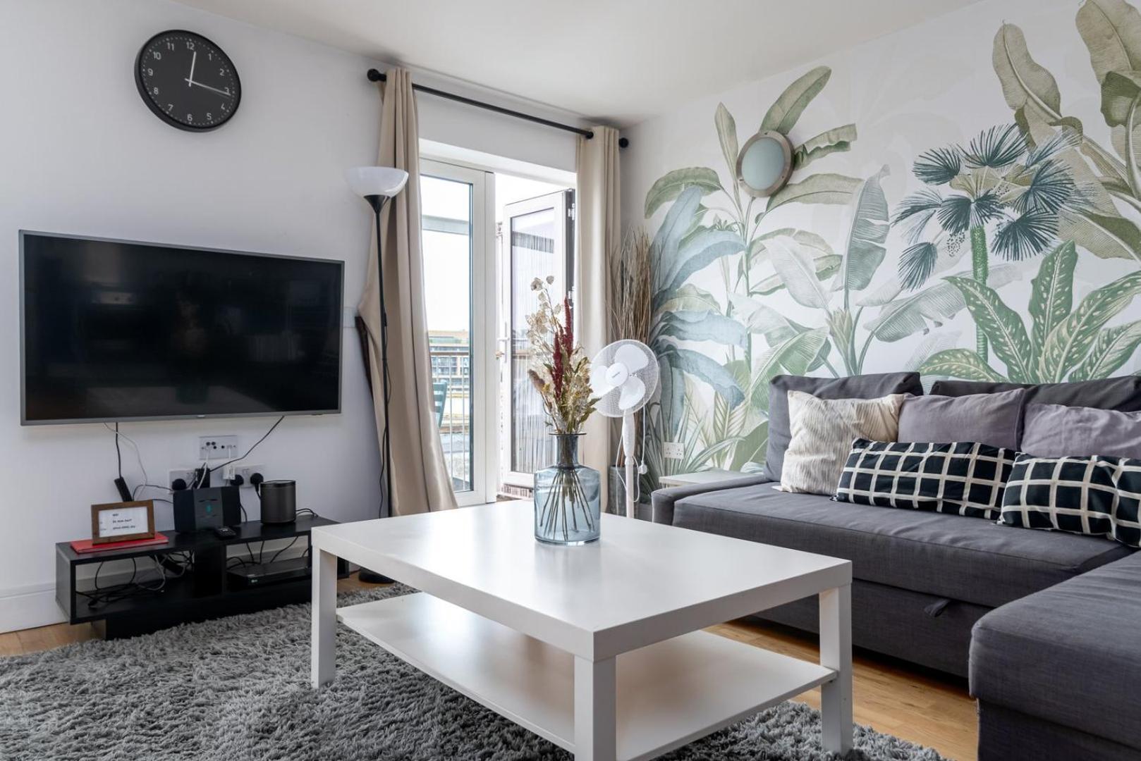 Lägenhet Guestready - Stylish Haven In Tower Hamlets