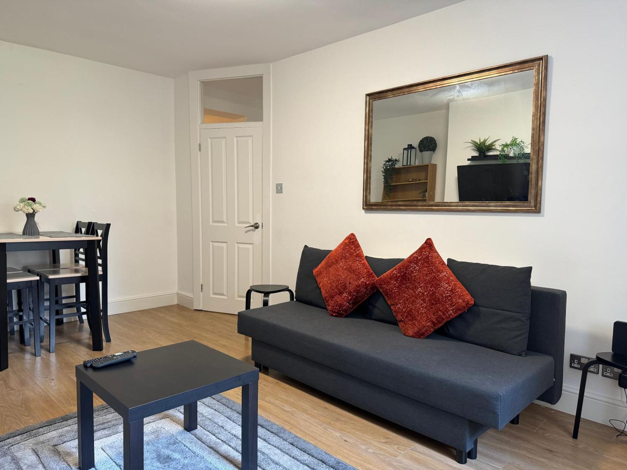 Apartment Manor Court London