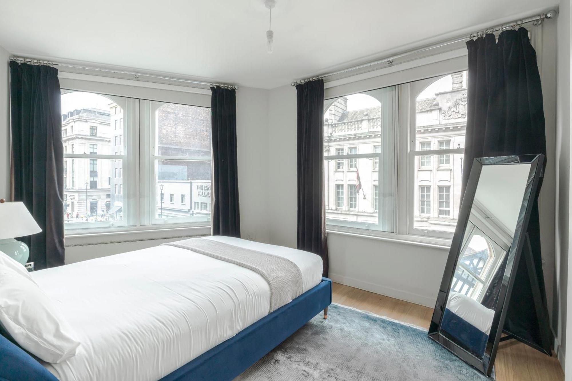 Immaculate 2-bed In Prime