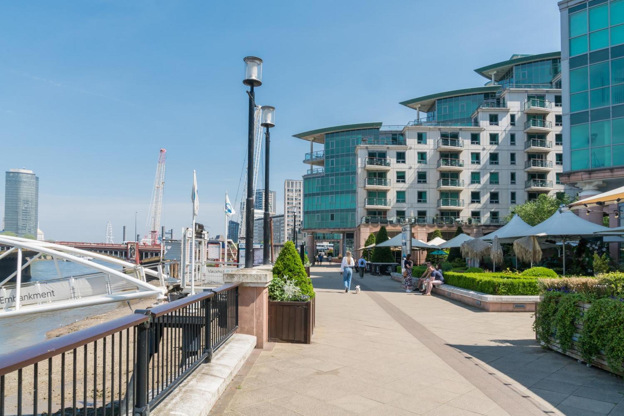 Luxury Vauxhal Manhattan Apartment London