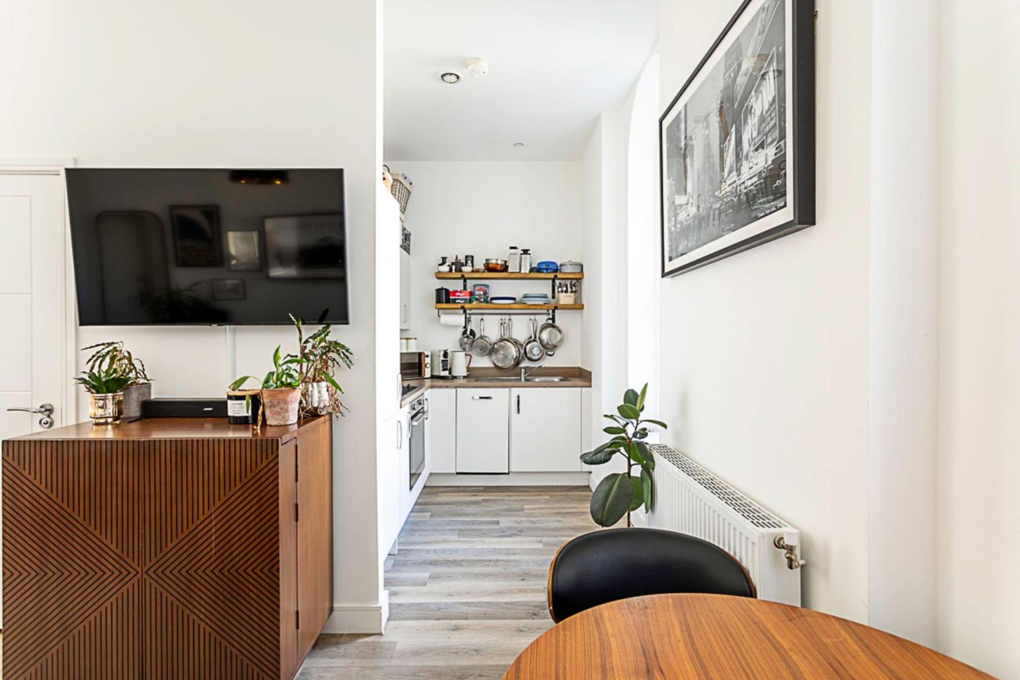 Contemporary Victorian * London