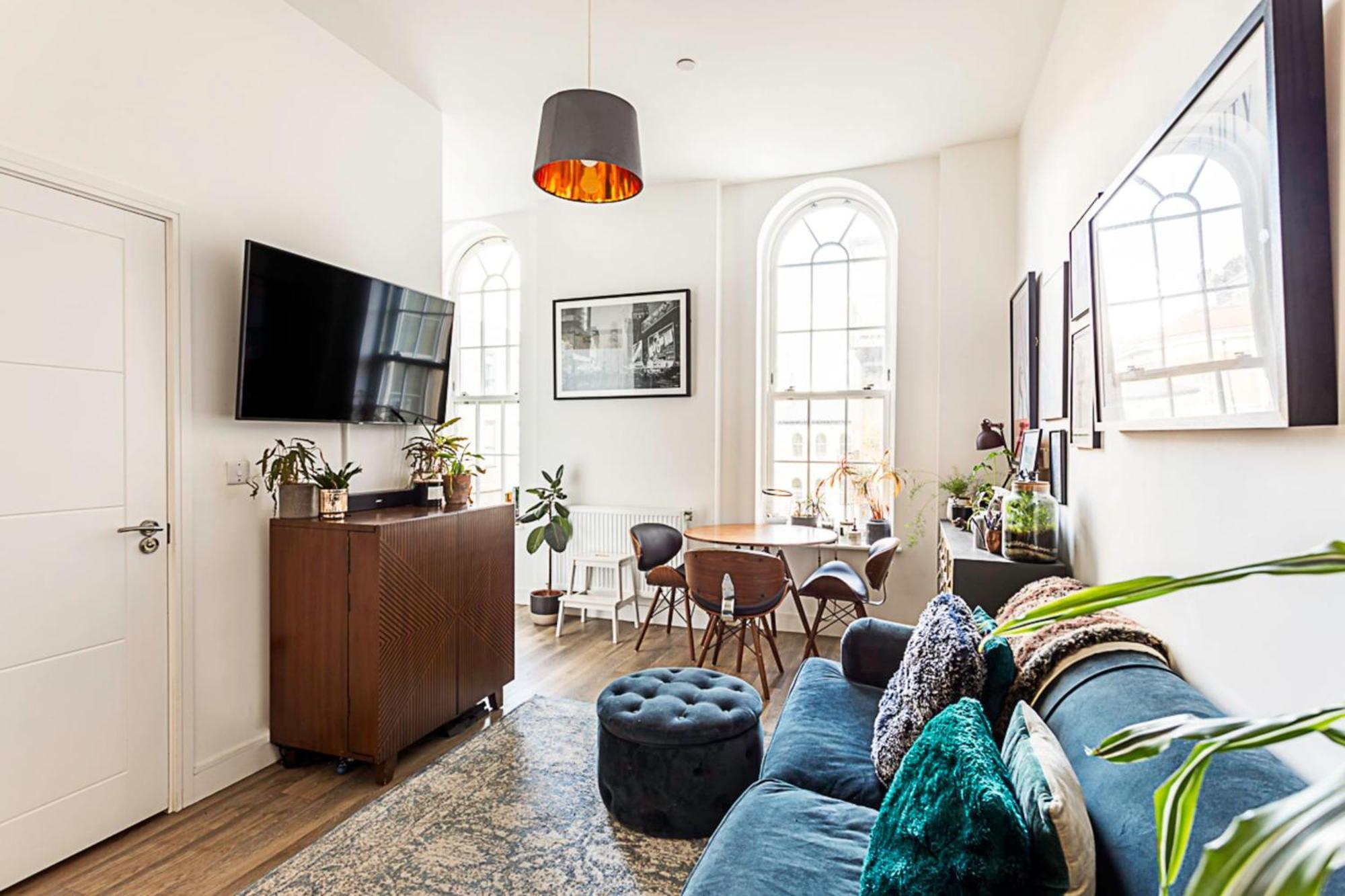 Contemporary Victorian * London
