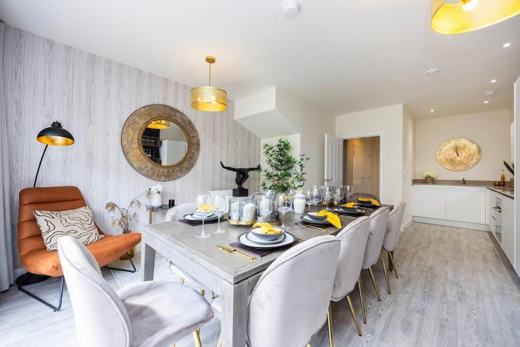 Free Parking/luxurious 3 Bd House/best Offer Appartement *